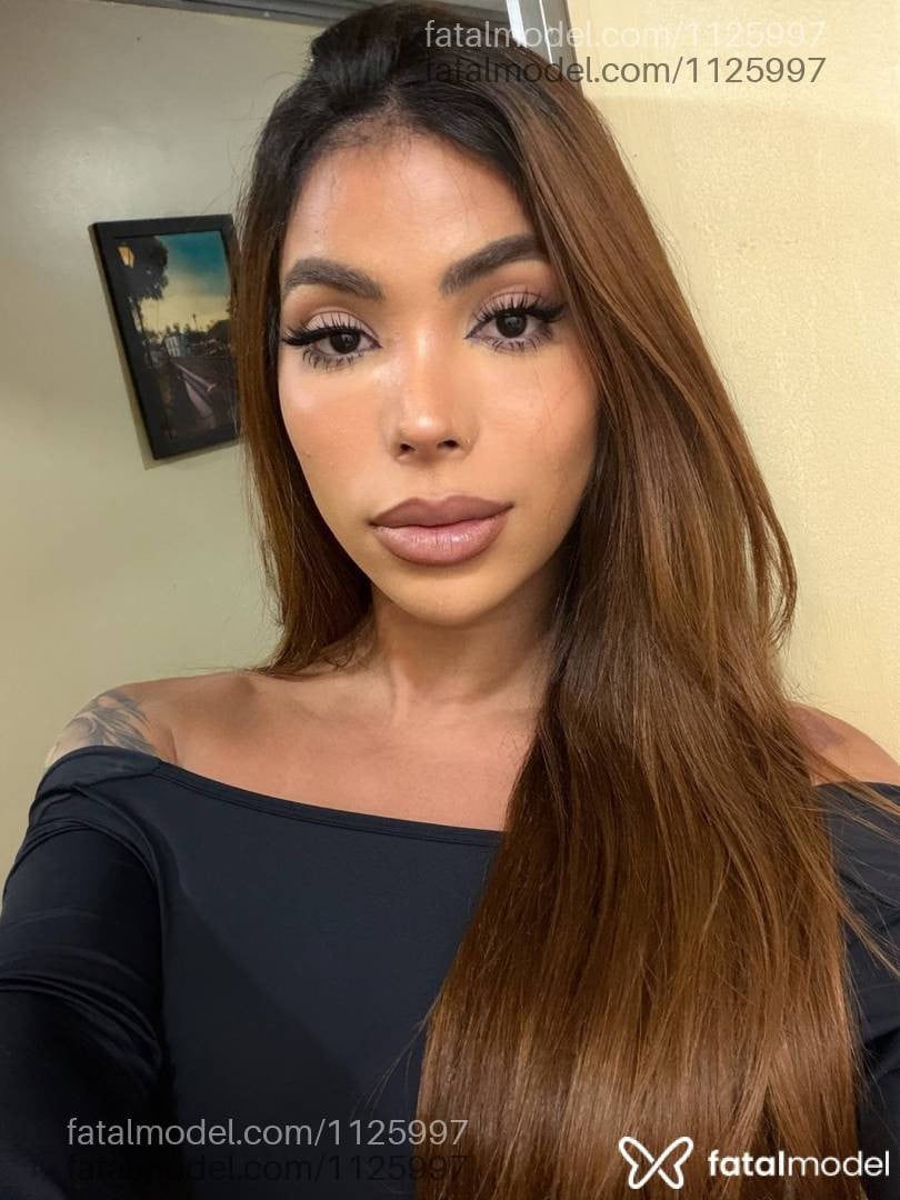 Acompanhante mulher trans ruiva (o) de olhos castanhos em Brasília - Manuela Lins