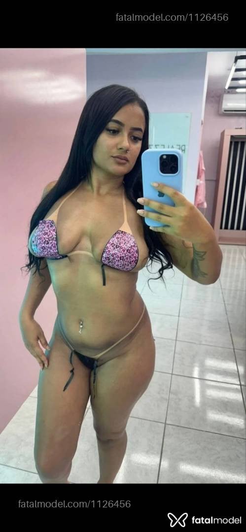Acompanhante mulher morena (o) de olhos castanhos - Thayna