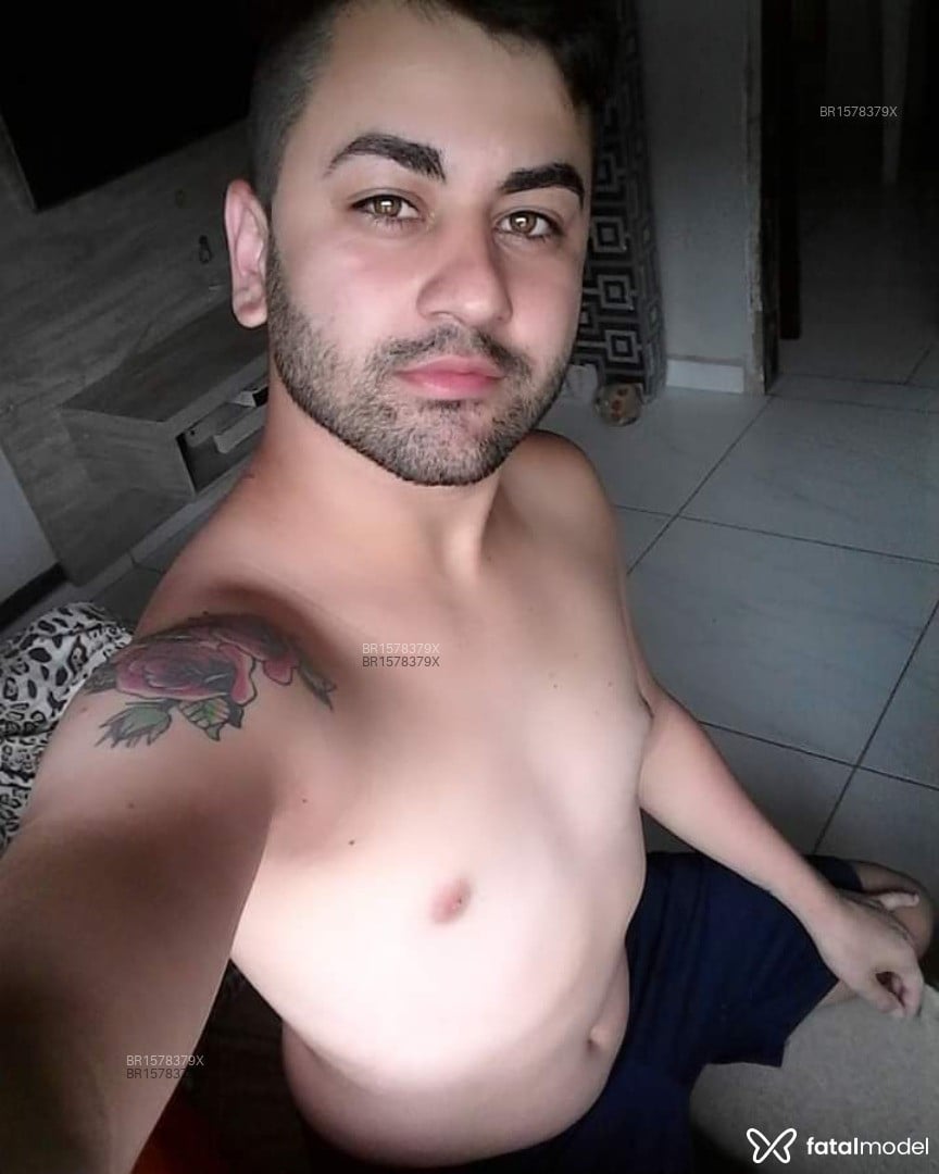 Acompanhante homem com cabelo castanho de olhos castanhos em Pouso Redondo - Matheus herreira