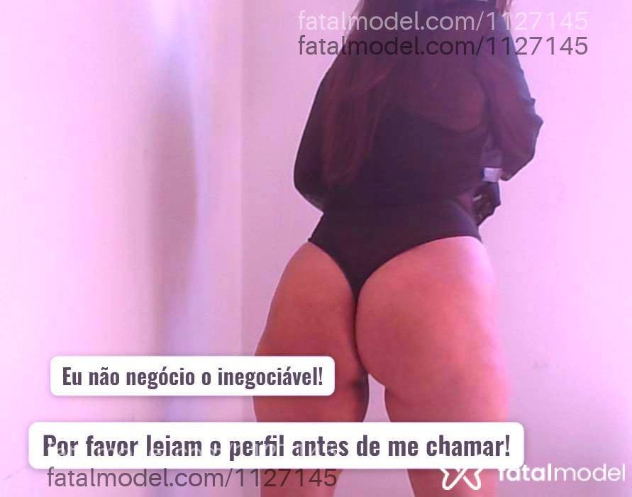 Acompanhante mulher com cabelo castanho de olhos castanhos - Brunna Ferraz