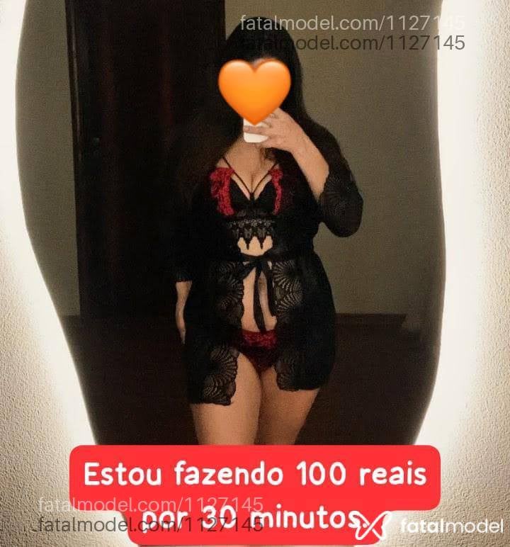Acompanhante mulher com cabelo castanho de olhos castanhos - Brunna Ferraz