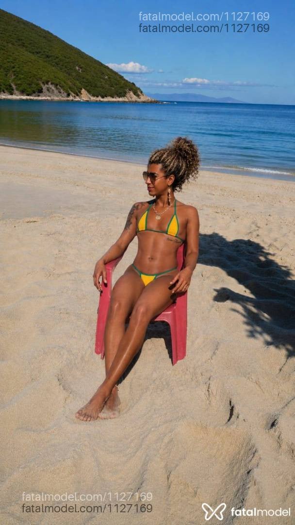 Acompanhante mulher trans com cabelo castanho de olhos castanhos em Cabo Frio - Pamela Amanda
