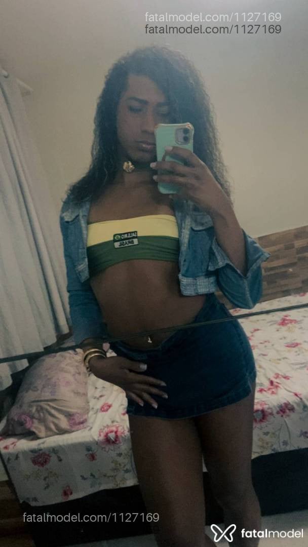 Acompanhante mulher trans com cabelo castanho de olhos castanhos em Cabo Frio - Pamela Amanda