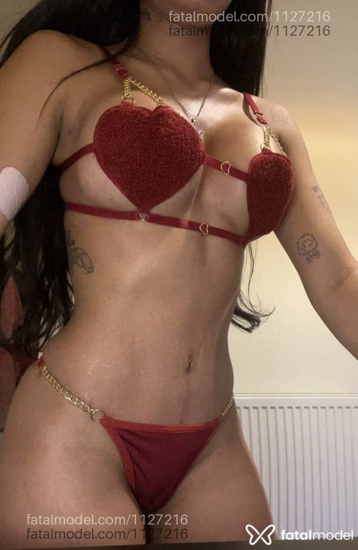 Acompanhante mulher com cabelo castanho de olhos castanhos - Maria