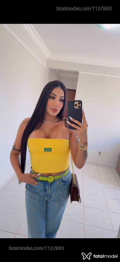 Acompanhante mulher morena (o) de olhos castanhos - Letícia Brito