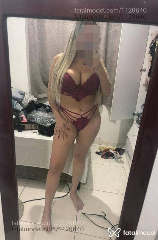 Acompanhante mulher loira (o) de olhos mel - Bruna Antonelli