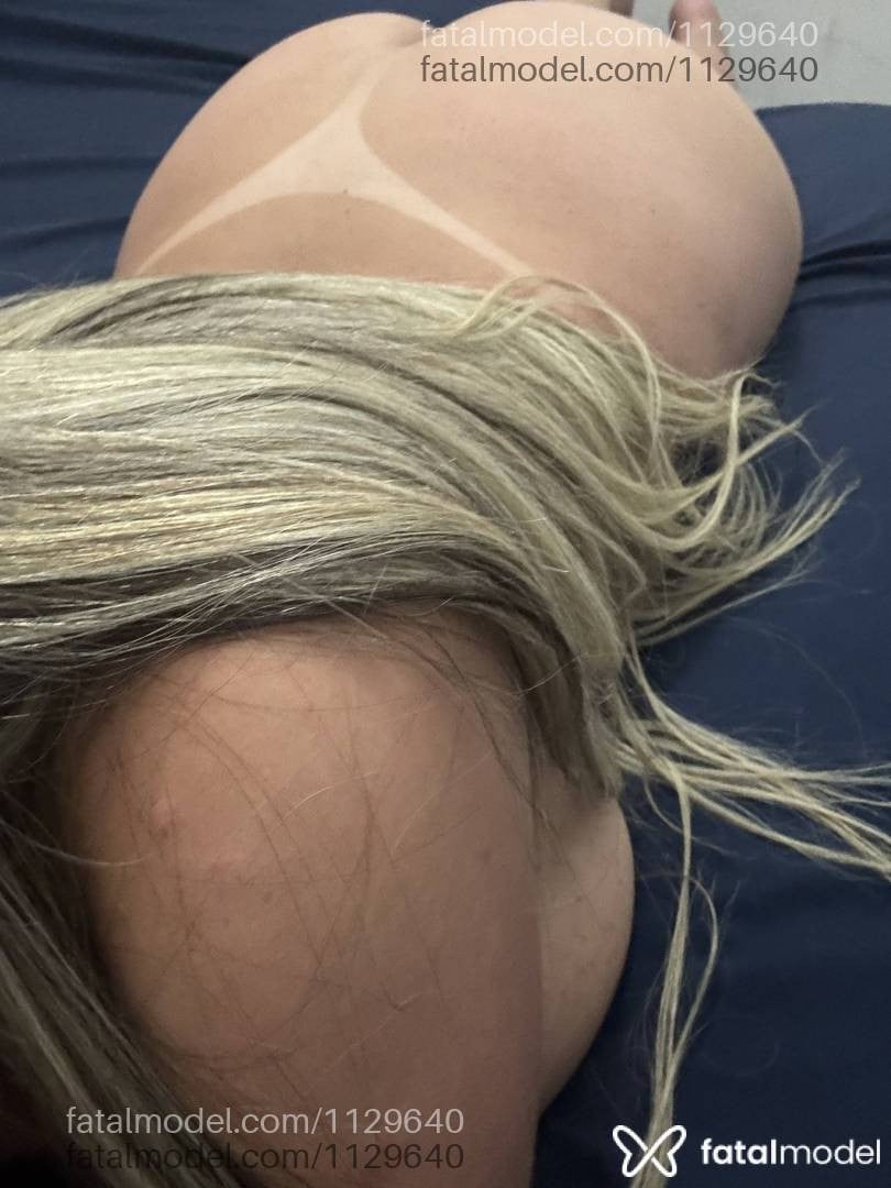 Acompanhante mulher loira (o) de olhos mel - Bruna Antonelli