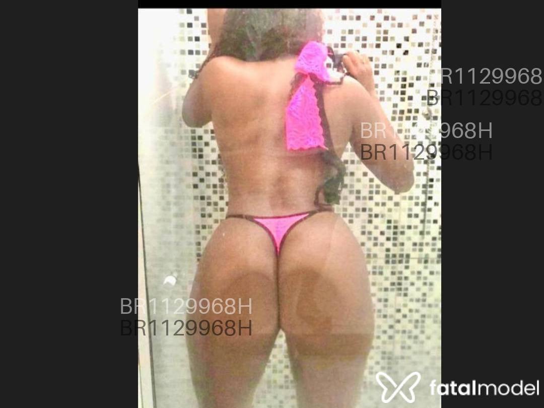 Acompanhante mulher morena (o) de olhos castanhos - Marcela Acompanhante mulher morena (o) de olhos castanhos - Marcela