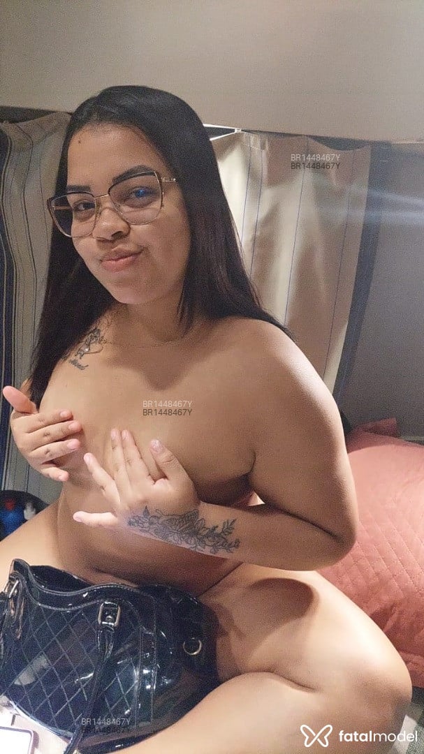 Acompanhante mulher morena (o) de olhos castanhos em Rondonópolis Acompanhante mulher morena (o) de olhos castanhos em Rondonópolis - Bruna