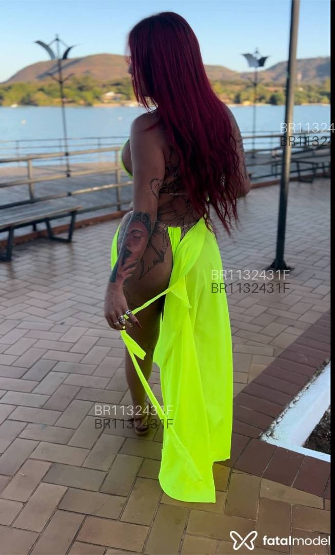 Acompanhante travesti ruiva (o) de olhos cinza em Santos - Ravena