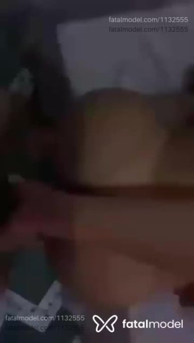 Acompanhante mulher trans com cabelo castanho de olhos castanhos em Belo Horizonte - Mirella Salles