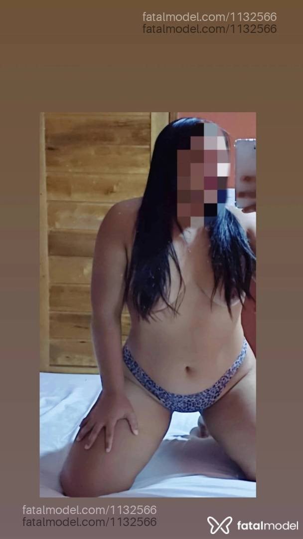 Acompanhante mulher morena (o) de olhos castanhos - Julia Aguiar