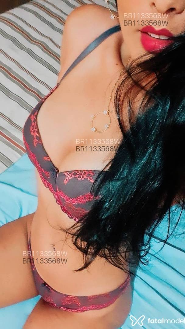 Acompanhante mulher morena (o) de olhos castanhos em Unaí Acompanhante mulher morena (o) de olhos castanhos em Unaí - Milena Borges