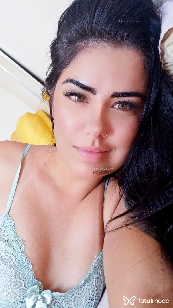 Acompanhante mulher morena (o) de olhos castanhos em Virtual Acompanhante mulher morena (o) de olhos castanhos em Virtual - Fernanda Alves
