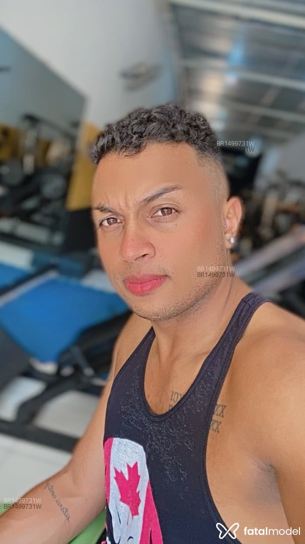 Acompanhante homem com cabelo castanho de olhos mel em Juazeiro do Norte Acompanhante homem com cabelo castanho de olhos mel em Juazeiro do Norte - Otávio Martins