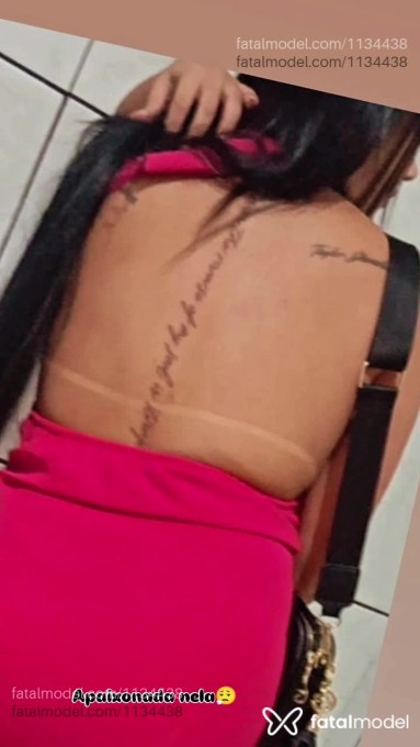 Acompanhante mulher morena (o) de olhos castanhos em Araxá - Isis Furtado