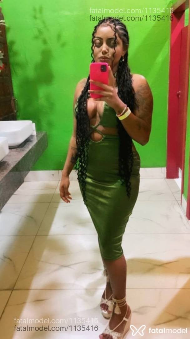 Acompanhante mulher com cabelo castanho de olhos castanhos em Jaraguá do Sul - Amora