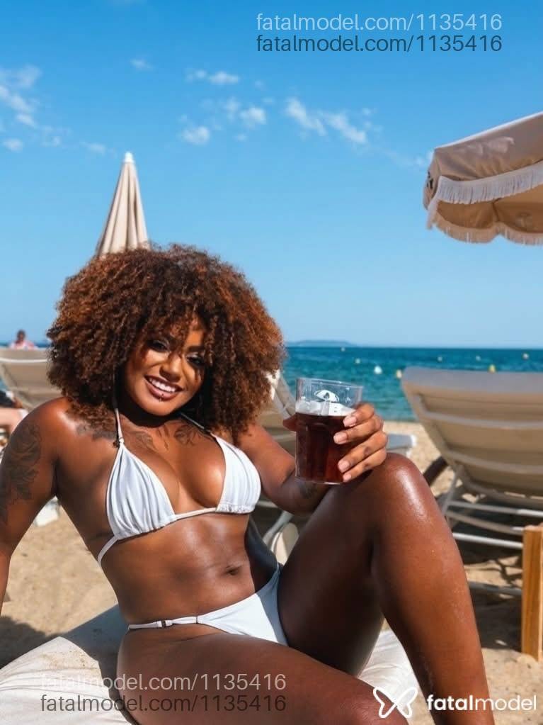 Acompanhante mulher com cabelo castanho de olhos castanhos em Jaraguá do Sul - Amora