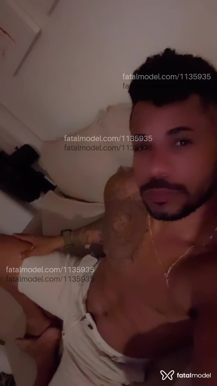 Acompanhante homem morena (o) de olhos castanhos em Curitiba Acompanhante homem morena (o) de olhos castanhos em Curitiba - Joseph Lima