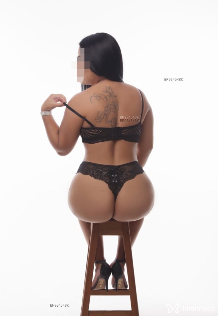 Acompanhante mulher morena (o) de olhos castanhos em Manaus - Aline Castro