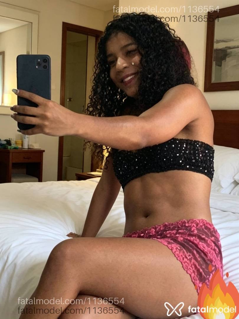 Acompanhante mulher morena (o) de olhos pretos em Tangará da Serra - Rubyh