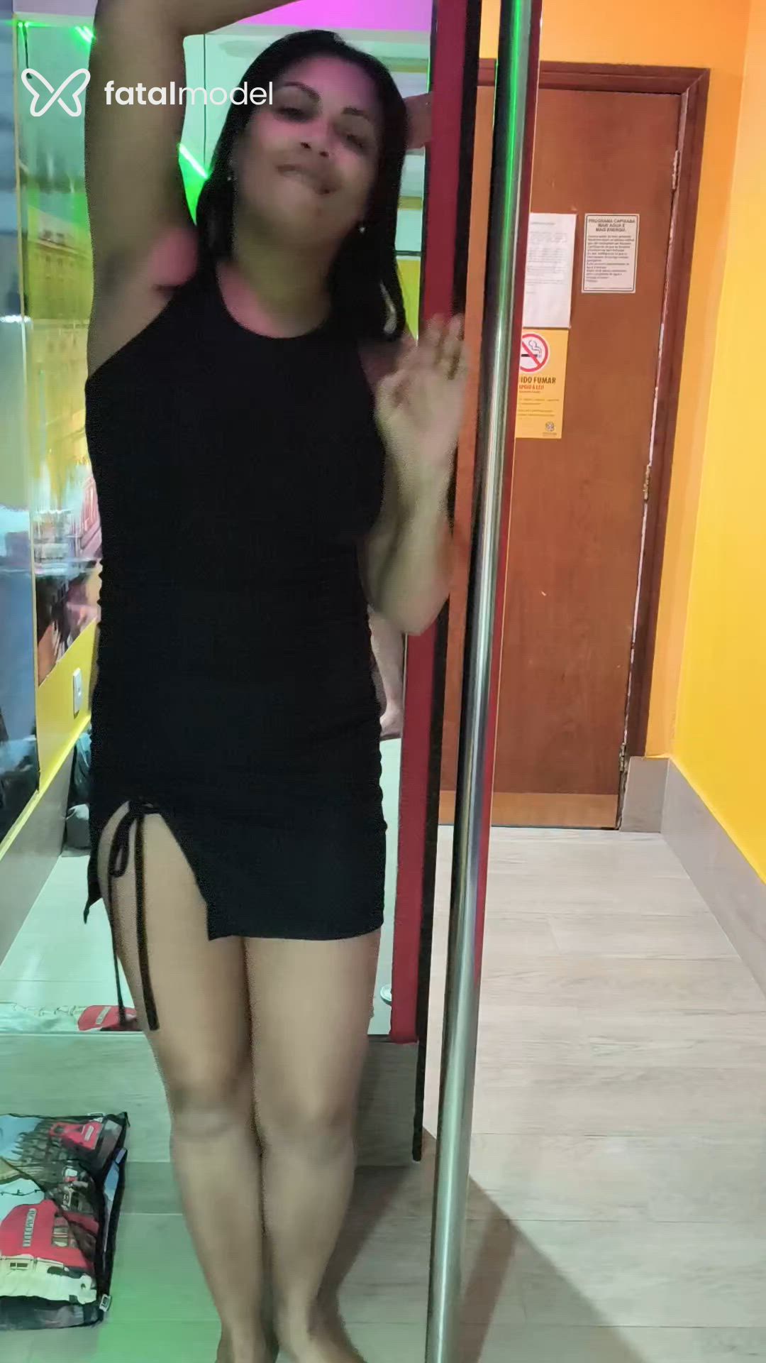 Acompanhante mulher com cabelo castanho de olhos castanhos - Alessa Diasz