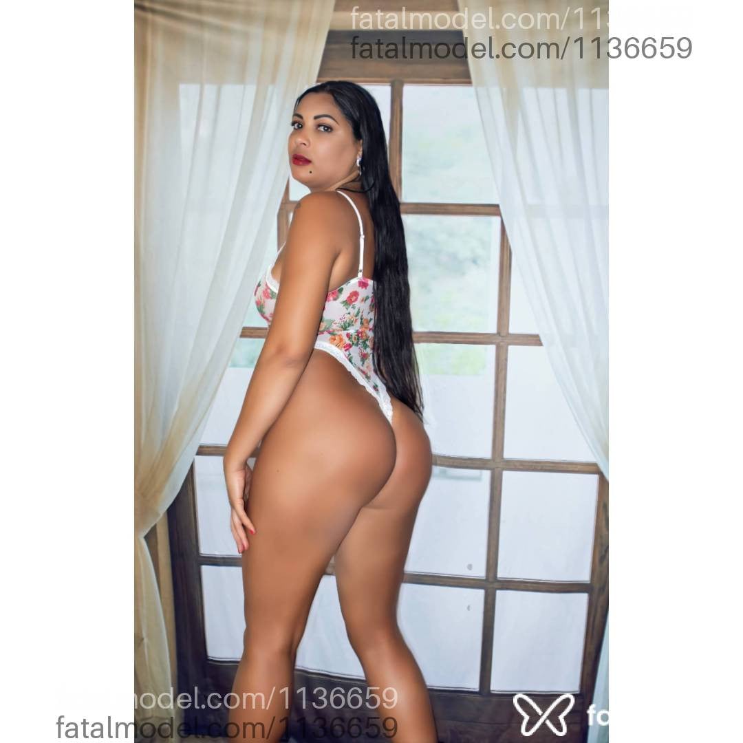 Acompanhante mulher com cabelo castanho de olhos castanhos em Divinópolis - Alessa Diasz