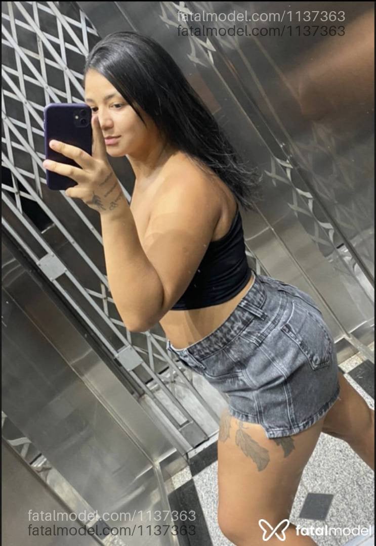 Acompanhante mulher morena (o) de olhos pretos - Gabriella Varella