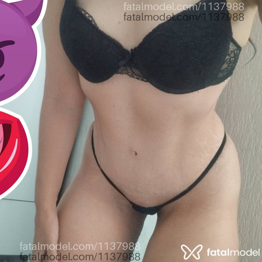 Acompanhante mulher com cabelo castanho de olhos castanhos em São João da Boa Vista Acompanhante mulher com cabelo castanho de olhos castanhos em São João da Boa Vista - Vick Love