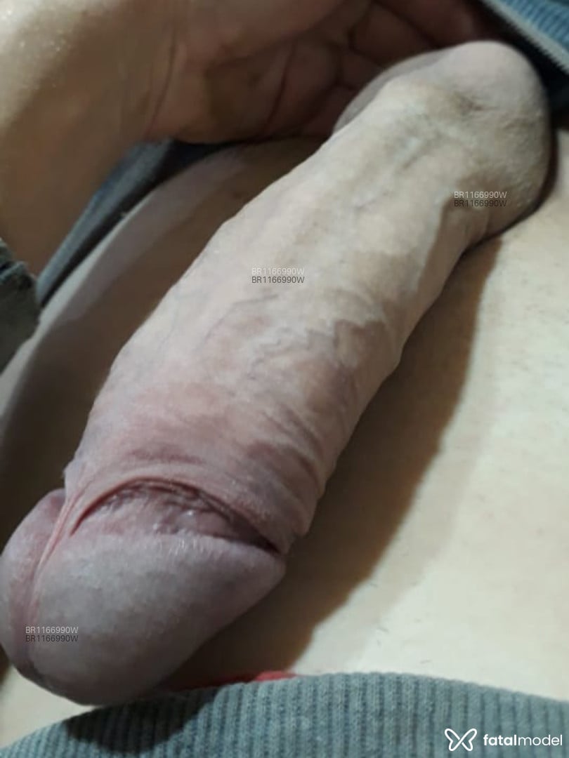 Acompanhante homem loira (o) de olhos verdes em Pelotas - Adriano brasil
