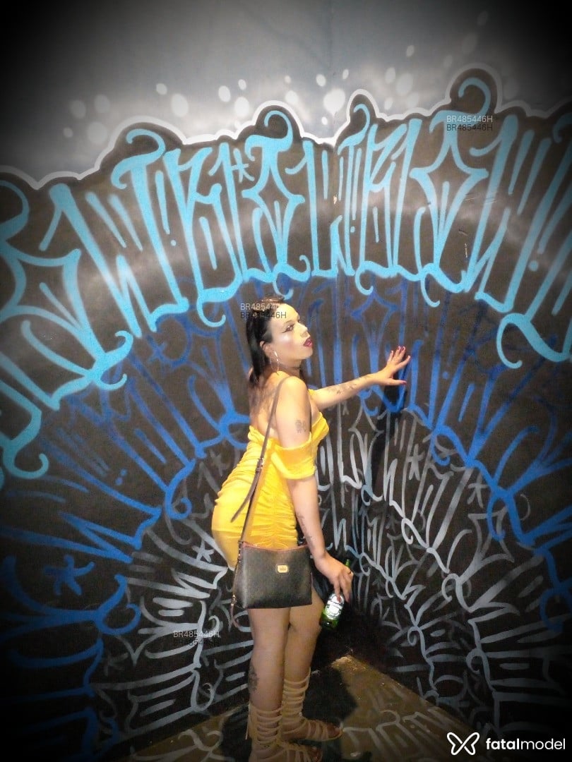 Acompanhante mulher trans morena (o) de olhos castanhos em Florianópolis - Faby Pires
