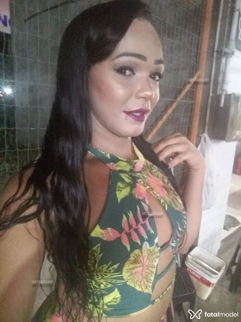 Acompanhante travesti morena (o) de olhos castanhos em Recife Acompanhante travesti morena (o) de olhos castanhos em Recife - Danielly kethilly