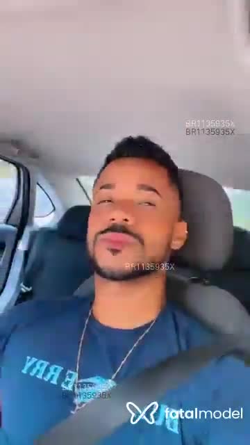 Acompanhante homem morena (o) de olhos castanhos em Curitiba Acompanhante homem morena (o) de olhos castanhos em Curitiba - Joseph Lima