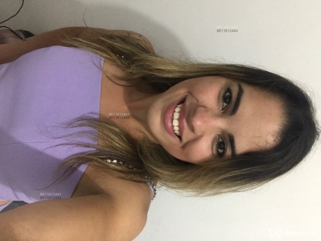 Acompanhante mulher morena (o) de olhos castanhos em São Paulo Acompanhante mulher morena (o) de olhos castanhos em São Paulo - Daisy