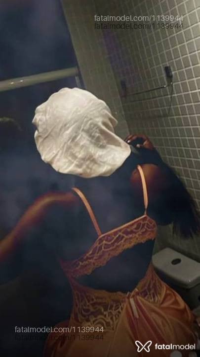 Acompanhante mulher com cabelo castanho de olhos pretos - Paty Pitanga