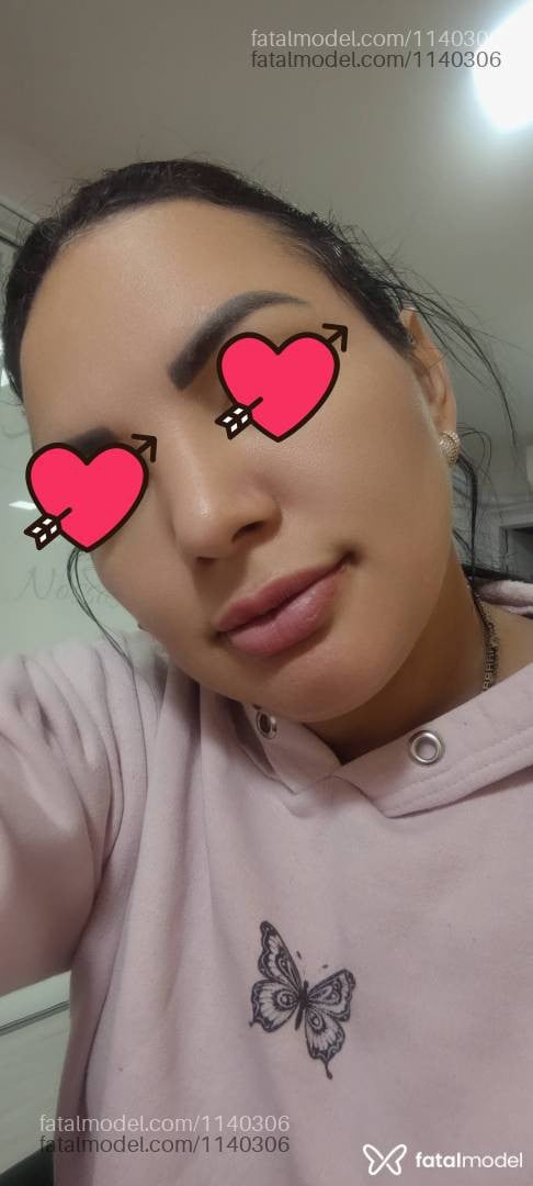 Acompanhante mulher morena (o) de olhos castanhos - Sabrina
