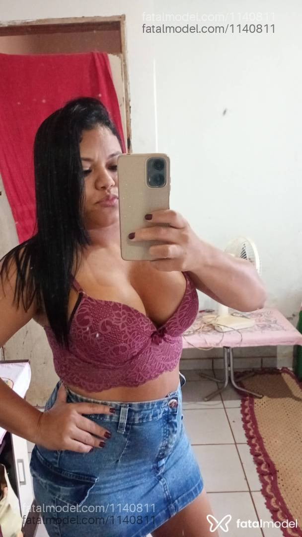 Acompanhante mulher morena (o) de olhos pretos em Mineiros - Catarina