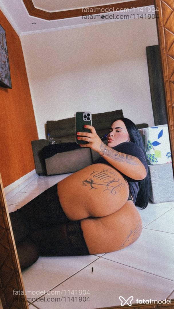 Acompanhante mulher morena (o) de olhos castanhos - Thalia mestiçaa