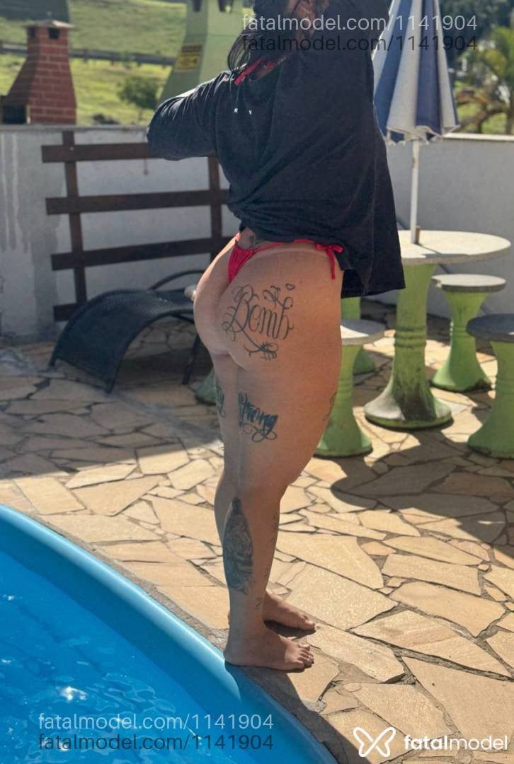 Acompanhante mulher morena (o) de olhos castanhos - Thalia mestiçaa