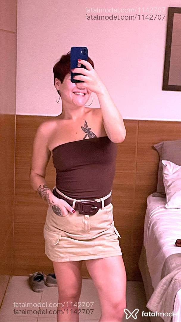 Acompanhante mulher ruiva (o) de olhos castanhos em Rio de Janeiro - Adele