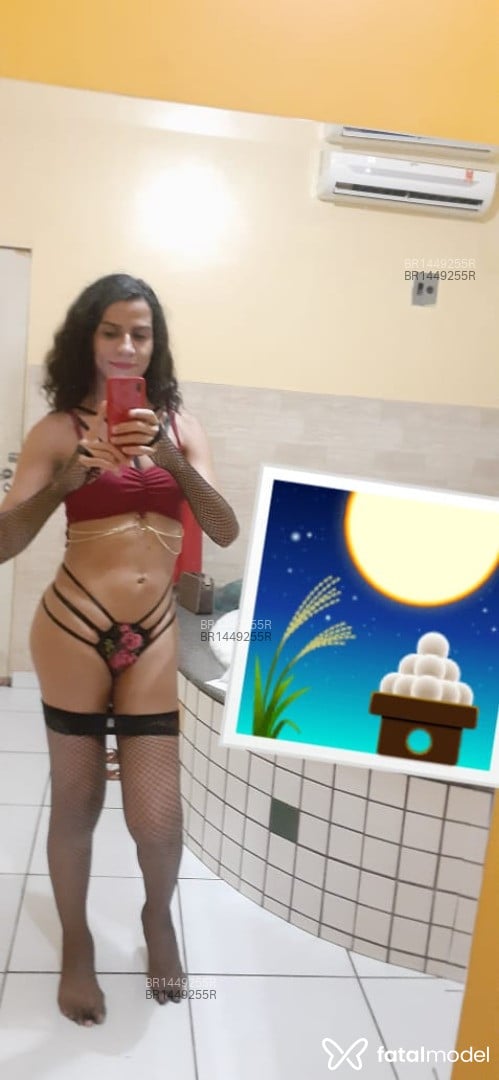 Acompanhante travesti morena (o) de olhos castanhos em Brasília - Carla Joziane