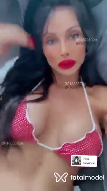 Acompanhante mulher trans com cabelo castanho de olhos castanhos em Anápolis Acompanhante mulher trans com cabelo castanho de olhos castanhos em Anápolis - Chelsea