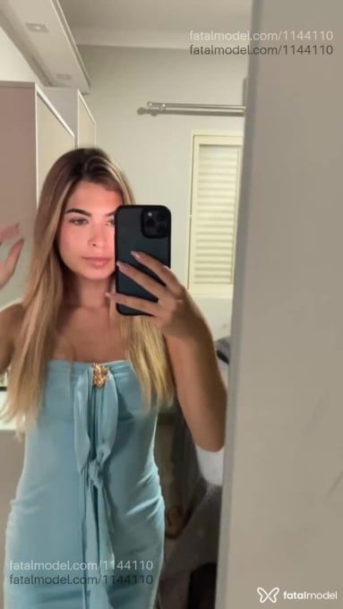 Acompanhante mulher loira (o) de olhos azuis em Três Corações - Bruna
