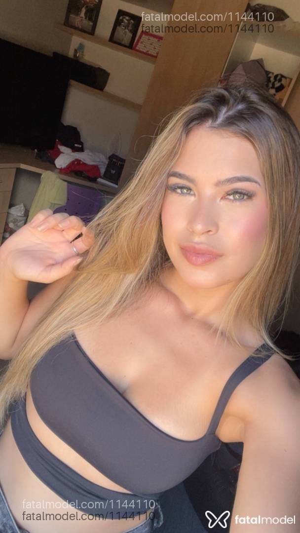 Acompanhante mulher loira (o) de olhos azuis em Amparo - Bruna