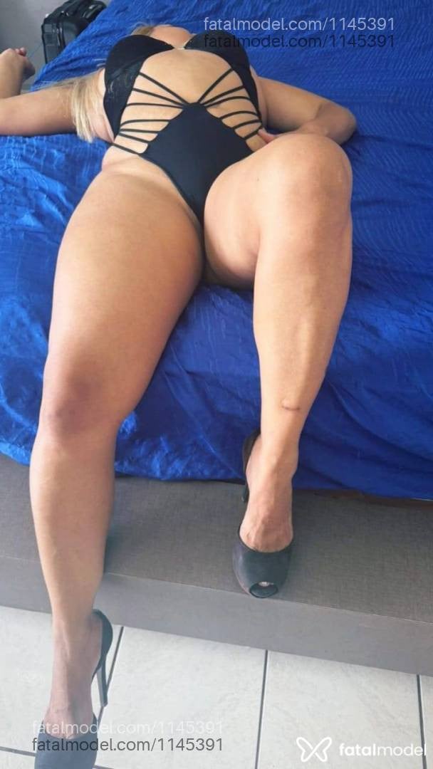 Acompanhante mulher loira (o) de olhos castanhos em Taubaté Acompanhante mulher loira (o) de olhos castanhos em Taubaté - RUBY LINS