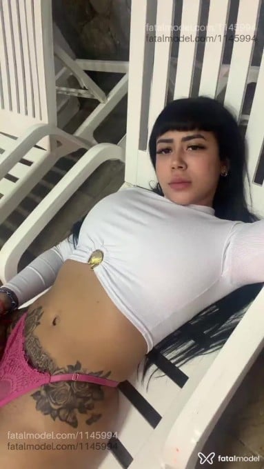 Acompanhante mulher morena (o) de olhos castanhos - Luana Acompanhante mulher morena (o) de olhos castanhos - Luana