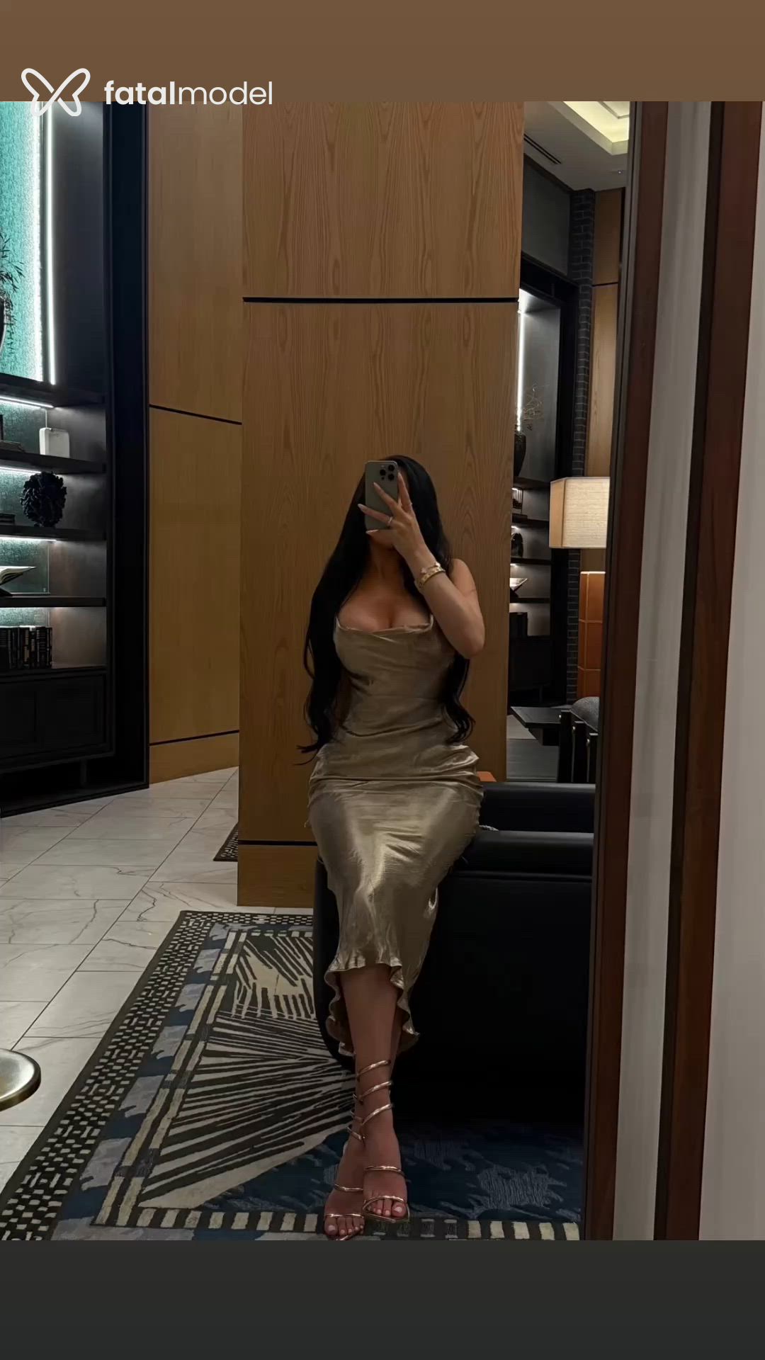 Acompanhante mulher com cabelo castanho de olhos castanhos - Kim
