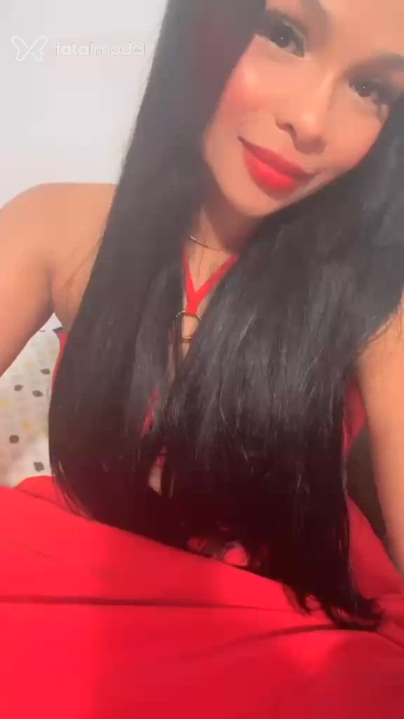 Acompanhante mulher com cabelo castanho de olhos castanhos em Sorocaba Acompanhante mulher com cabelo castanho de olhos castanhos em Sorocaba - Kim