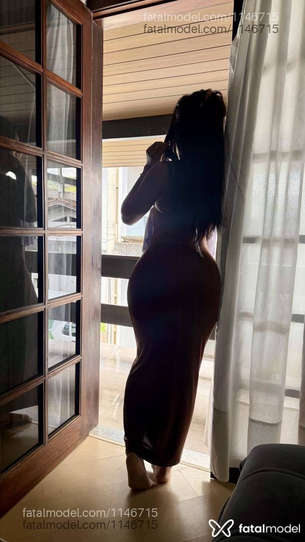 Acompanhante mulher com cabelo castanho de olhos castanhos - Kim