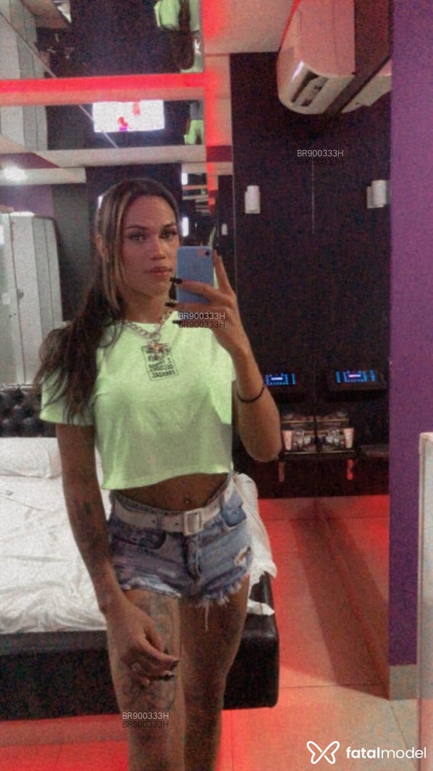 Acompanhante travesti morena (o) de olhos castanhos em Aparecida de Goiânia - Luanna Araújo